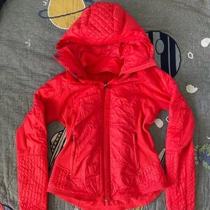 Lululemon Jacket size 6 Orange / Red Detachable Hood